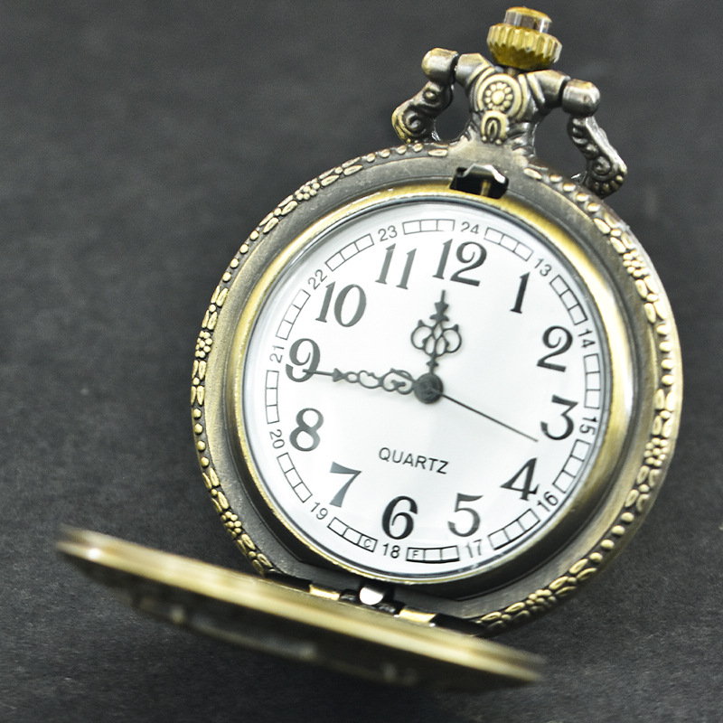 Jam Saku Seri Anime One Piece  - Anime One Piece Merchandise ulasan dan harga